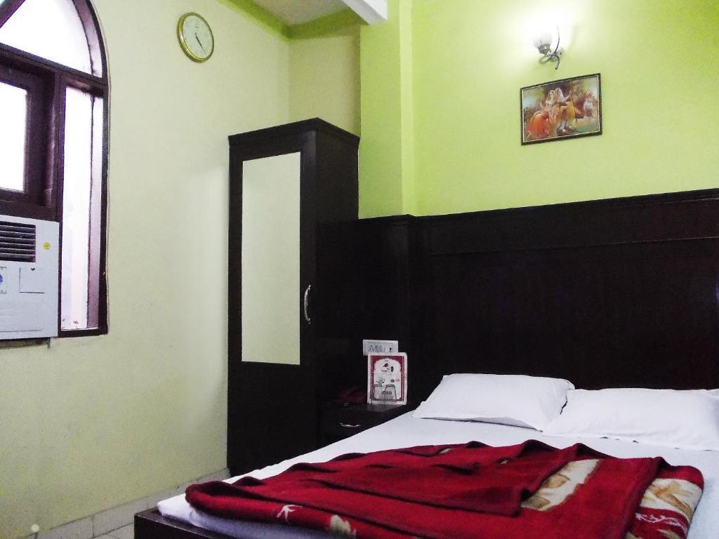 Hotel Shreeram Deluxe Ню Делхи Стая снимка